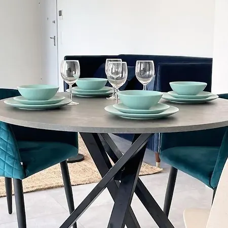Charming One Bedroom With Terrace&parking In Center Apartment Luxembourg